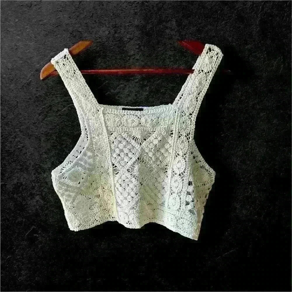 Julia by Love J White Cropped Crochet Top with Sun Design Women’s Size L Large